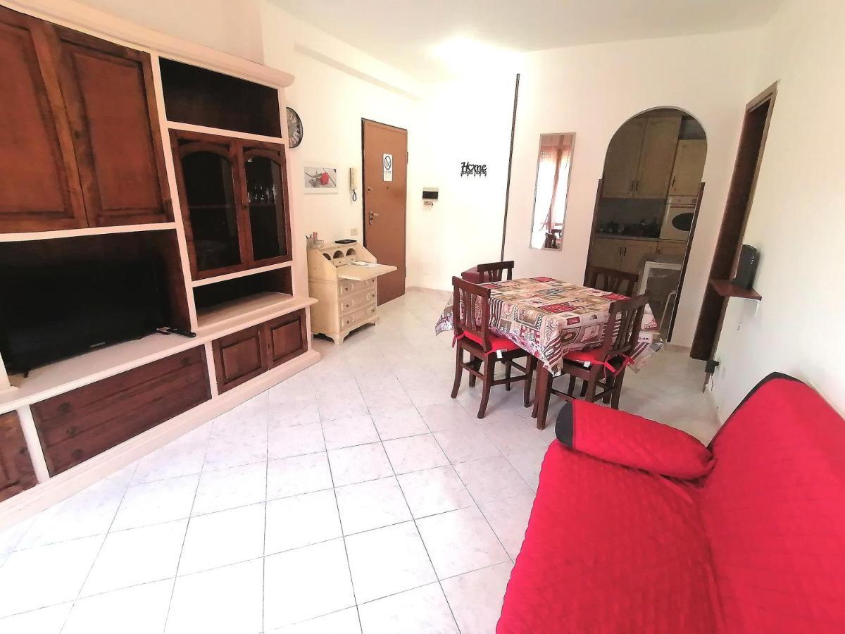 Marine Kiss Apartment Civitavecchia Exterior photo