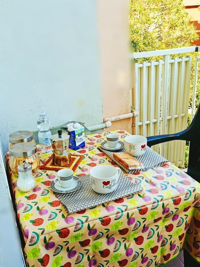 Marine Kiss Apartment Civitavecchia Exterior photo
